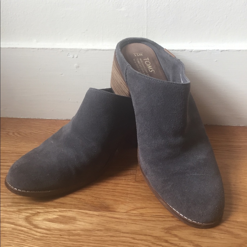 Toms w 11 Mules